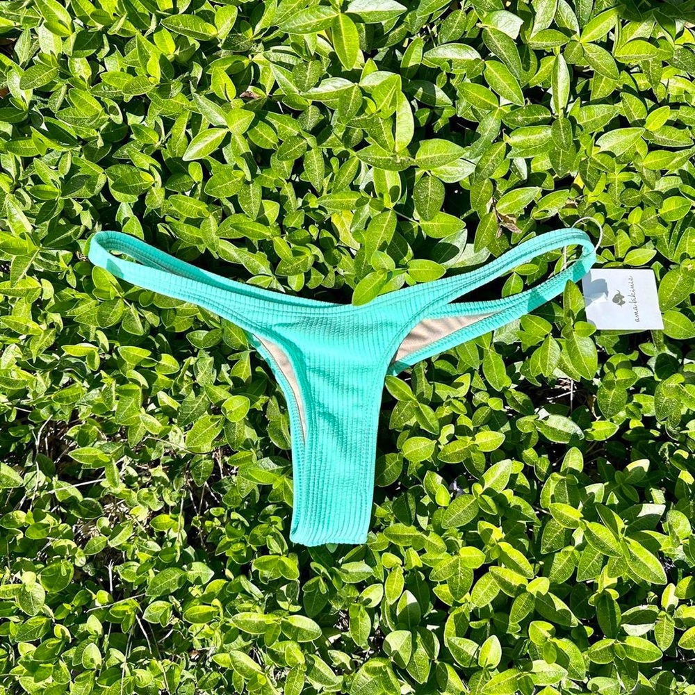 SOLD ON DEPOP-Ama Bikinis Seafoam Sakana Bottoms